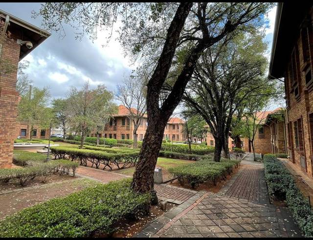 BUSINESS PROPERTY TO RENT IN LYTTELTON